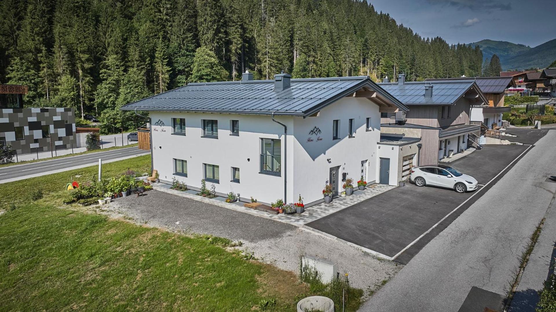 Haus Joan - Apartment Saalbach-Hinterglemm
